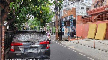 Gambar 1 RUMAH MUNGIL NAN NYAMAN DI CEMPAKA BARU