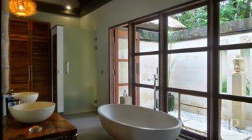 Gambar 3 Elegant 2 Bedroom Royal Estate With Views Ubud 