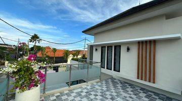 Gambar 2 Newly Built 2 Bedroom Villa With Elegance