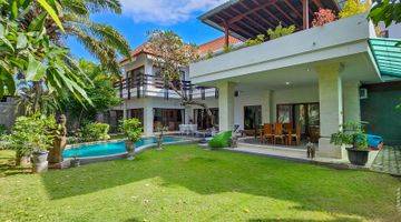 Gambar 1 Villa Keluarga Tropis Modern – Hanya Beberapa Menit Dari Pantai Di Sanur