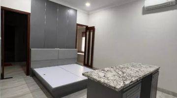 Gambar 4 Dijual Rumah Kondisi Baru Di Lengkapi Kolam Renang Di Lippo Cikarang By One Realtindo Property