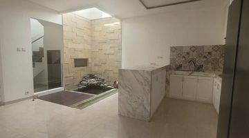 dapur rumah semi furnished sudah renovasi