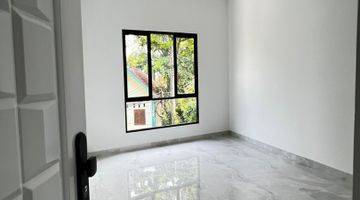 kamar tidur rumah bagus 2 lantai siap
