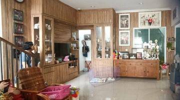 Gambar 3 Rumah 2 Lantai Semifurnished Bagus Di Gading Serpong