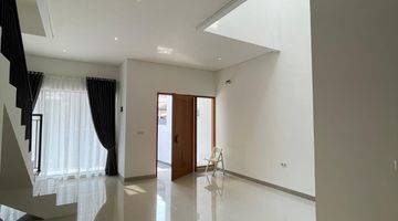 Gambar 1 Rumah 2lantai Luas 6x17 102m Type 4KT Kelapa Gading Jakarta Utara