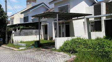 Gambar 2 Dijual Rumah Hook di Citra Indah City Cilengsi Cluster Edelweiss