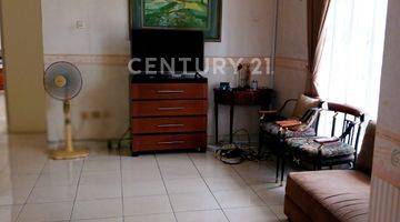 Gambar 3 Rumah Bagus, Siap Huni Full Furnished Di Meadow Green 