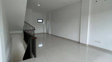 Gambar 5 Dijual Ruko Greenwich Hadap jalan Bsd 