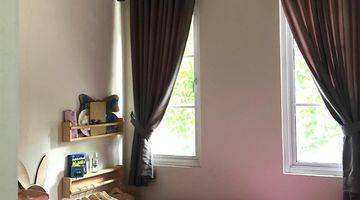 Gambar 3 Rumah Cakep Murah Furnished Rapi Siap Huni di Vanya Park Bsd