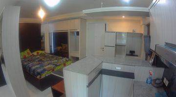 Gambar 5 Jual Cepat 2BR Furnised Tower Chrysant View Pool