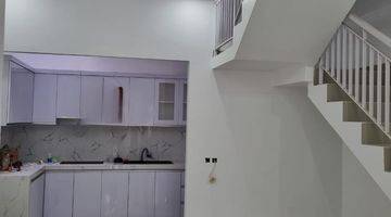 Gambar 5 Dijual Rumah Modern Town House 2lt di Harapan Indah Bekasi