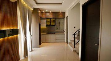 Gambar 2 Rumah 2 Lantai Bagus Furnished SHM di Pantai Indah Kapuk, Pik 2