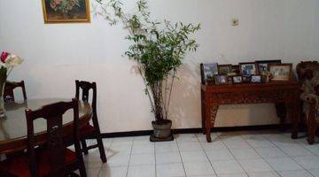 ruang makan rumah 1 lantai layak huni