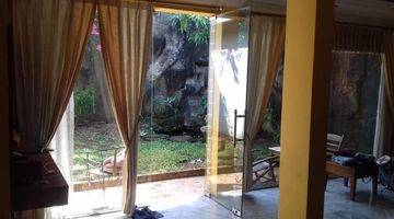 foto lainnya rumah 2 lantai bagus dekat