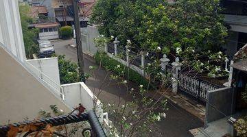 foto lainnya rumah 2 lantai startegis dekat