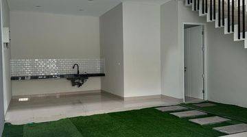 Gambar 3 Dijual Rumah Baru Taman Holis Indah Bandung