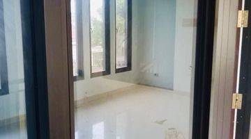 Gambar 5 Rumah Bagus Semi Furnished Di Nusa Loka Bsd