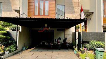 Gambar 1 Rumah siap huni masih greess dalam Town house