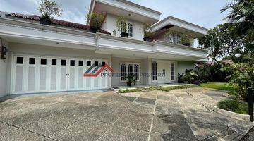 Gambar 1 Beautiful Bright House In Cilandak South Jakarta