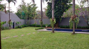 Gambar 3 Spacious Garden