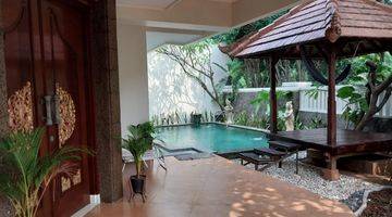 Gambar 3 Balinese Style House