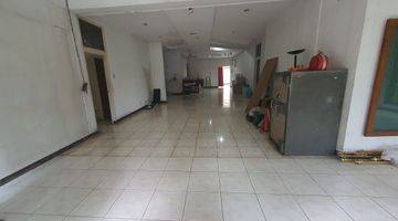 Gambar 2 House with huge garden in Kemang Raya, could be use as silent office as well