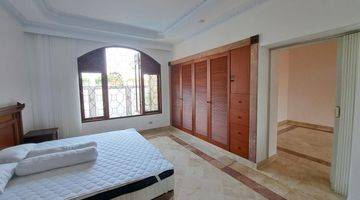 Gambar 4 Villa In Elite Area For Sale, Renon Area