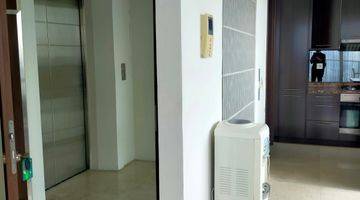 Gambar 3 Apartemen Kemang Village 3BR with Private Lift 