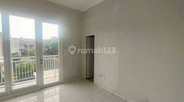 Gambar 5 Rumah Disewakan 2lantai L7x18 ,sdhrenov Di Summarecon Bekasi...