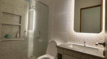 kamar mandi rumah mewah full furnish sayap