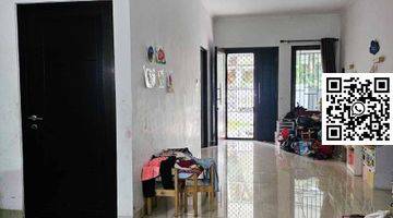 Gambar 2 Rumah Bagus Semi Furnished di Taman Meruya Ilir, Kebon Jeruk, 200m²