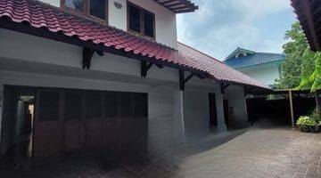 Gambar 1 Tropical House For Sale