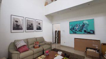 Gambar 2 Rumah 2 Lantai Modern Minimalis Shm