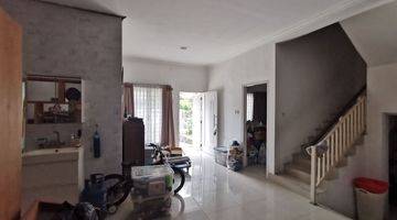 Gambar 3 Rumah 2 Lantai Modern Minimalis Shm