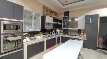 Gambar 4 Rumah Di Sunter Komplex Elite 3½ Lantai