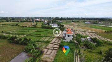 Gambar 5 Tanah View Sawah Zona Kuning Dekat Pantai Kedungu