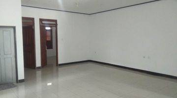 Gambar 5 Rumah Kontrakan 2 Lantai Bagus Unfurnished SHM di Sayap Riau, Bandung