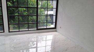 Gambar 2 Rumah Baru Renovasi Semi Furnished Di Emerald Bintaro Jaya 