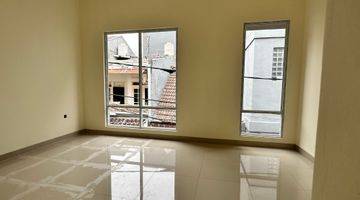 Gambar 5 Non.595 Rumah Cantik New 2 Lt, Jln 1 Mobil TANJUNG Duren Jakarta Barat 