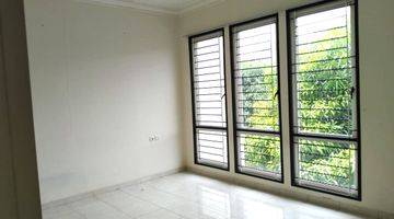 Gambar 4 Djual Rumah 2 Lantai Kondisi Bagus Di Sutera Feronia Park Area Alam Sutera