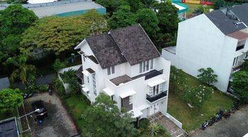 Gambar 2 Dijual Rumah Lebak Bulus Townhouse Posisi Hook