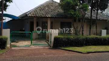 tampak depan dijual rumah di dalam komplek