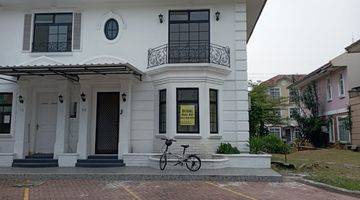 Gambar 1 Townhouse Taman Paris Special Unit (Lantai 1&2) - Lippo Karawaci