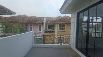 Gambar 4 Townhouse Taman Paris Special Unit (Lantai 1&2) - Lippo Karawaci