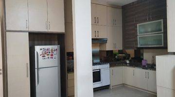 Gambar 4 Rumah 2 Lantai Bagus Semi Furnished di Lippo Karawaci, Tangerang Cluster Beverly Golf