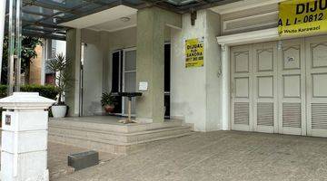 Gambar 2 Rumah 2 Lantai Bagus Semi Furnished di Lippo Karawaci, Tangerang Cluster Beverly Golf