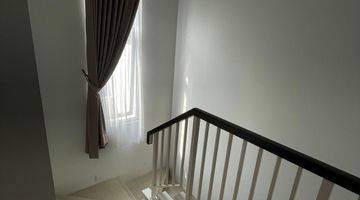 Gambar 1 Rumah Bagus Modern 2 Lantai Full Furnished di Bsd Serpong