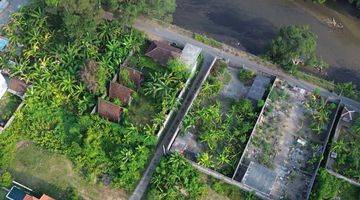 Gambar 5 Tanah di Sekar Sari Pantai Tangtu SHM