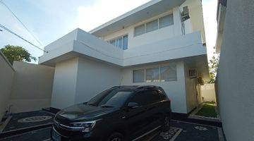 Gambar 5 Villa Jimbaran Di Taman Giri 4 Bedroom