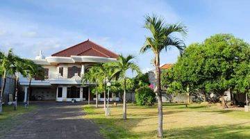 Gambar 1 Rumah Mewah Kerobokan di Jalan Gunung Salak